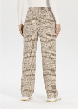 Preview: whisper white